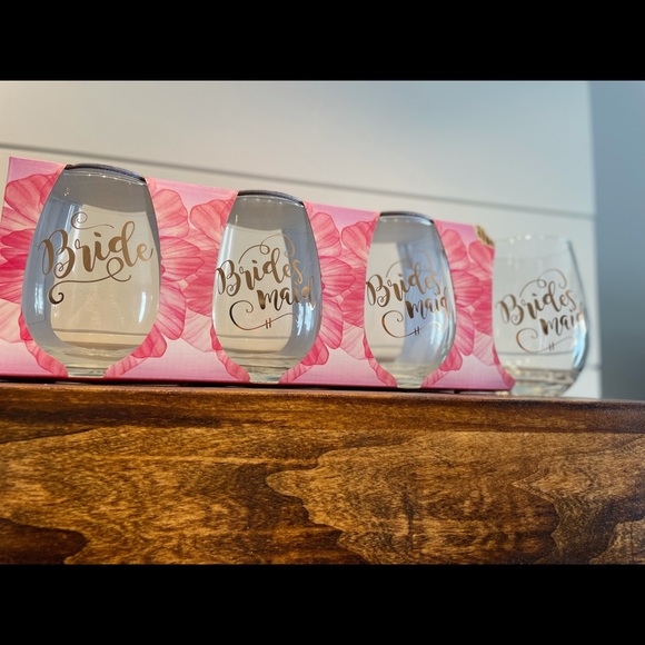 4 Stemless Wine Glasses Bridesmaid / Bride - Picture 4 of 4